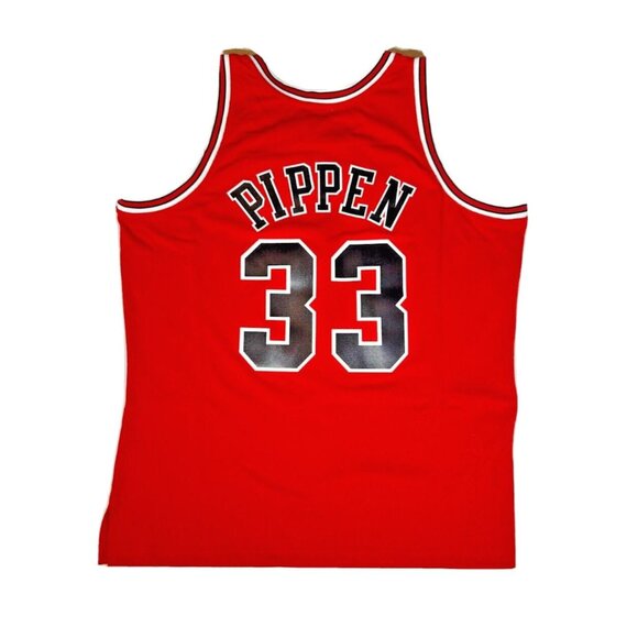 Mitchell & Ness Chicago Bulls Scottie Pippen #33 97-98 - Picture 1 of 8